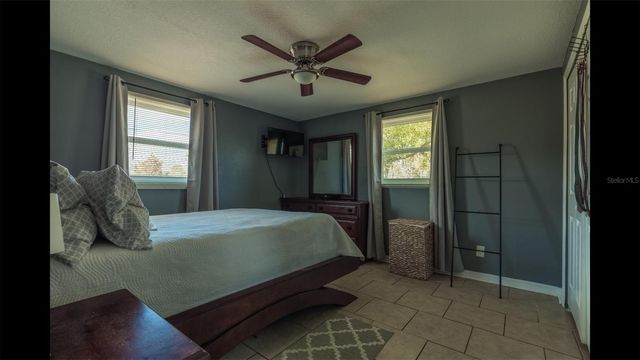 1300 NE 6TH STREET, Mulberry, FL 33860