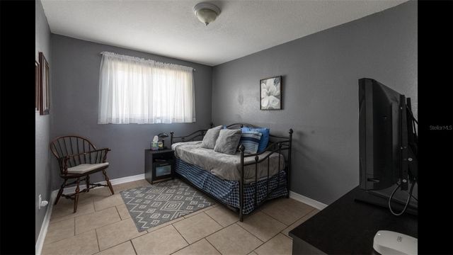 1300 NE 6TH STREET, Mulberry, FL 33860