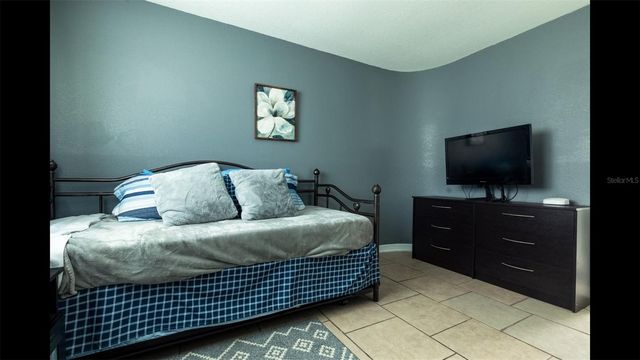 1300 NE 6TH STREET, Mulberry, FL 33860