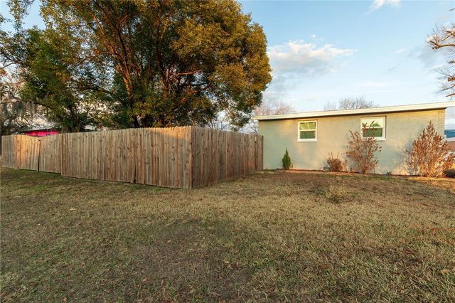 1300 NE 6TH STREET, Mulberry, FL 33860