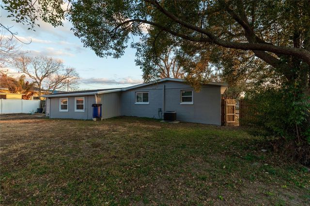 1300 NE 6TH STREET, Mulberry, FL 33860