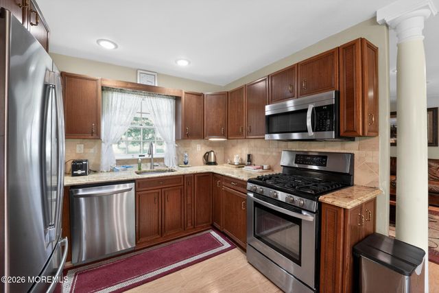 54 Stockton Drive, Marlboro, NJ 07746