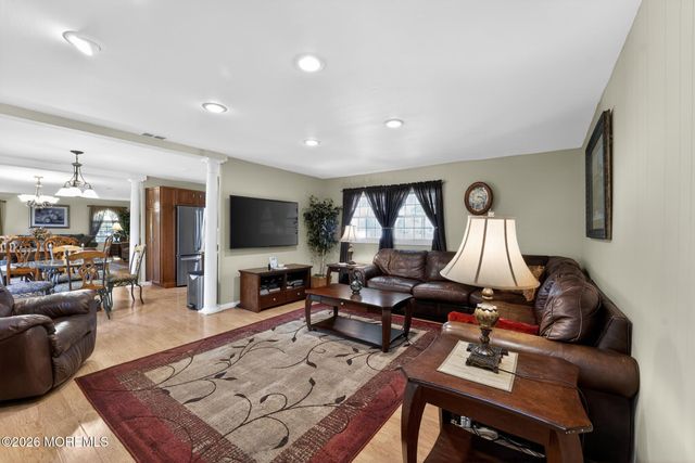 54 Stockton Drive, Marlboro, NJ 07746