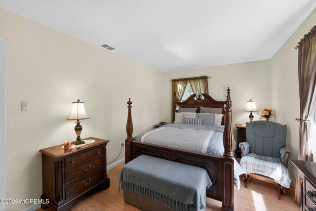 54 Stockton Drive, Marlboro, NJ 07746