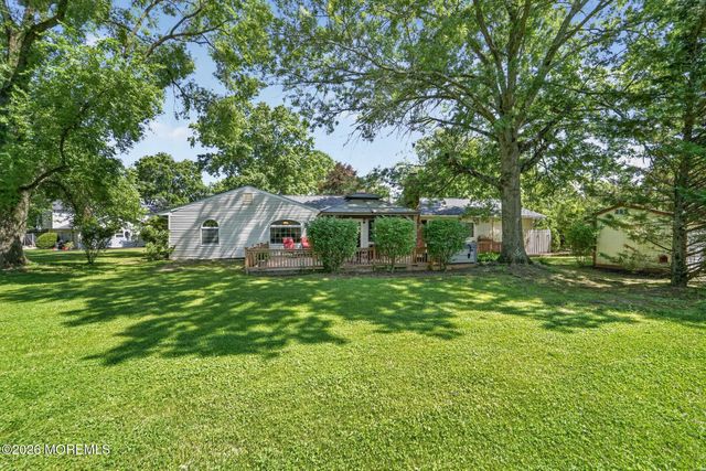 54 Stockton Drive, Marlboro, NJ 07746