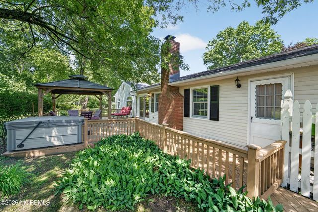 54 Stockton Drive, Marlboro, NJ 07746