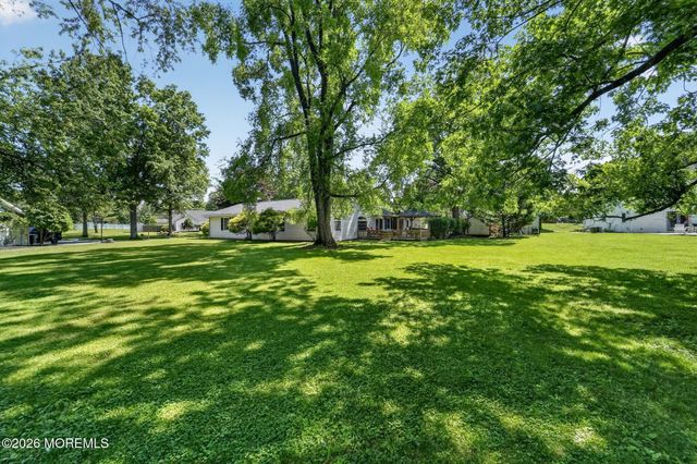54 Stockton Drive, Marlboro, NJ 07746
