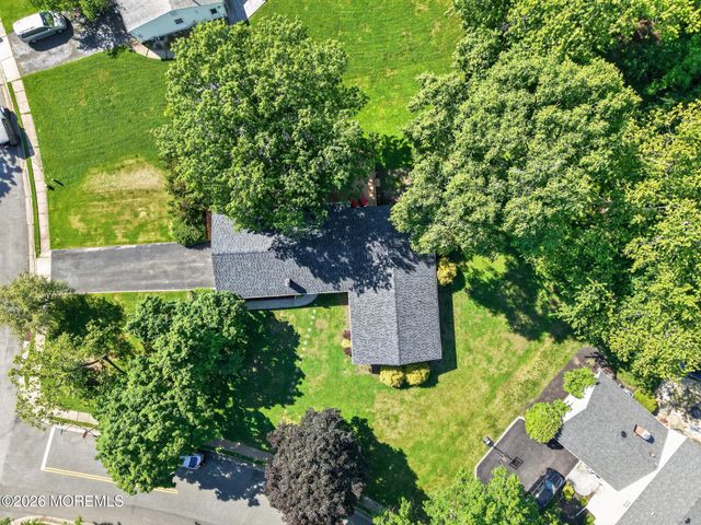 54 Stockton Drive, Marlboro, NJ 07746
