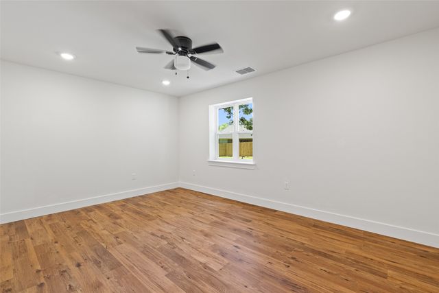 330 Forest Hills Drive, Hallsville, TX 75650
