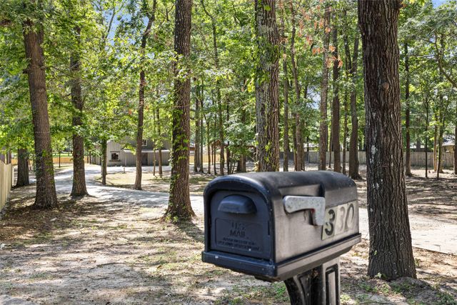 330 Forest Hills Drive, Hallsville, TX 75650