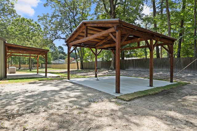 330 Forest Hills Drive, Hallsville, TX 75650