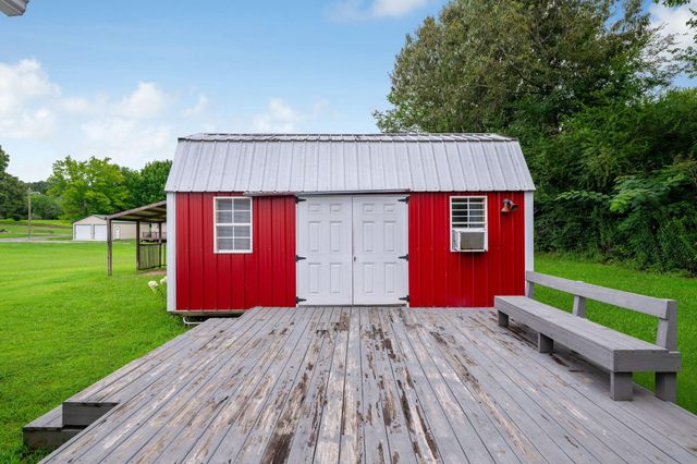 113 County Road 650, Etowah, TN 37331