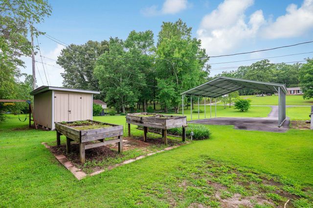 113 County Road 650, Etowah, TN 37331
