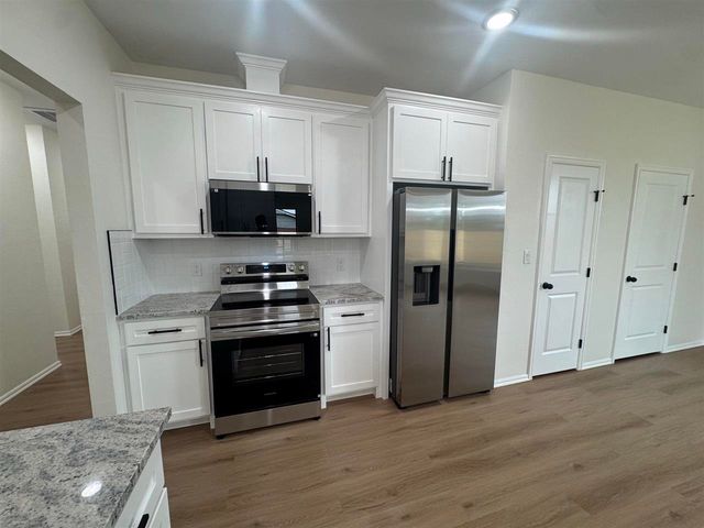 7413 SW 74th Pl, Lawton, OK 73505