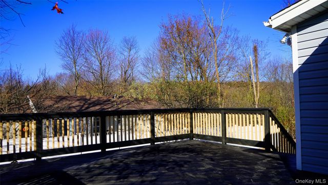 4 Revere Road, Monroe, NY 10950