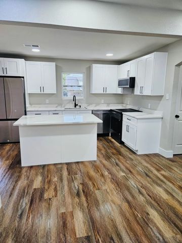 5000 Wyoming Trail, North Richland Hills, TX 76180