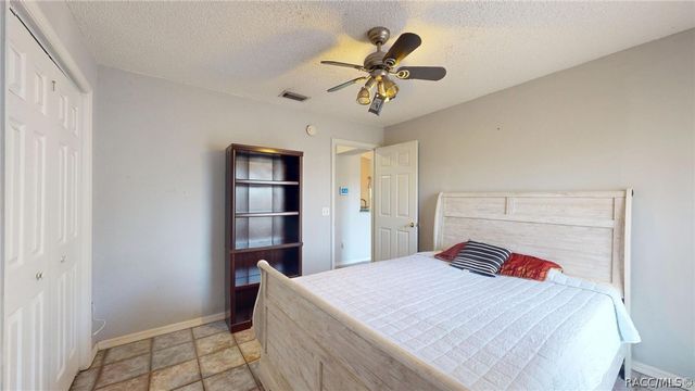 2685 W Apricot Drive, Beverly Hills, FL 34465