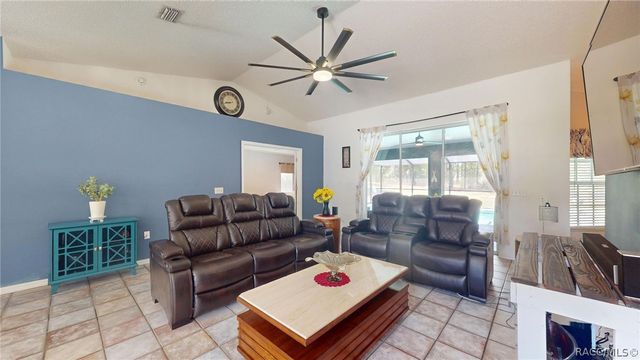 2685 W Apricot Drive, Beverly Hills, FL 34465