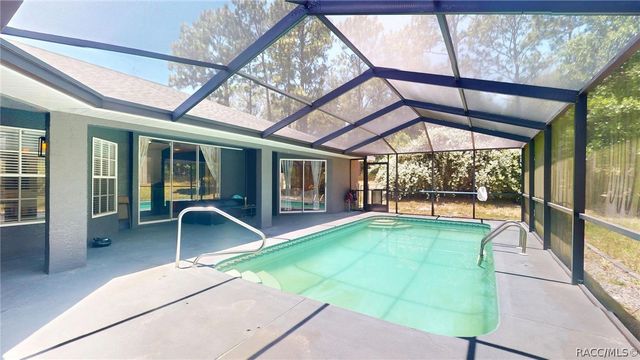 2685 W Apricot Drive, Beverly Hills, FL 34465