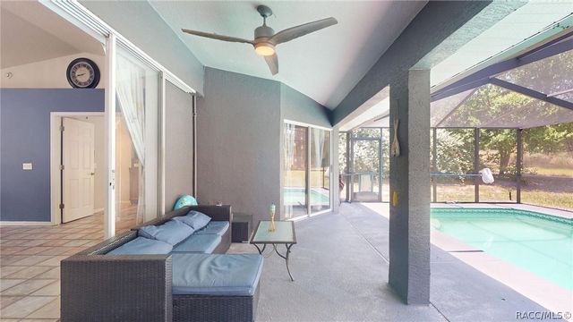 2685 W Apricot Drive, Beverly Hills, FL 34465