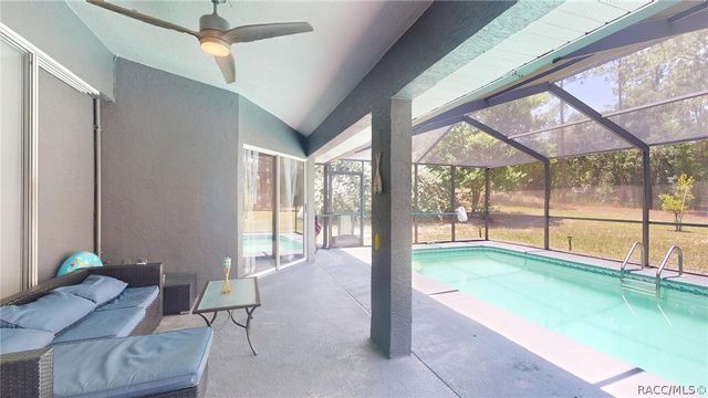 2685 W Apricot Drive, Beverly Hills, FL 34465