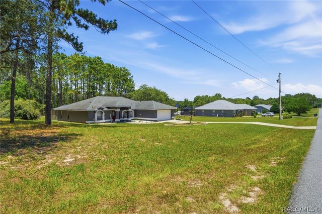 2685 W Apricot Drive, Beverly Hills, FL 34465