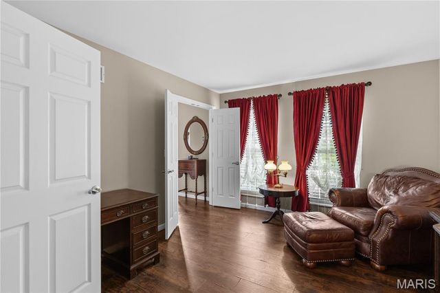 602 Autumn Creek Drive, Wentzville, MO 63385