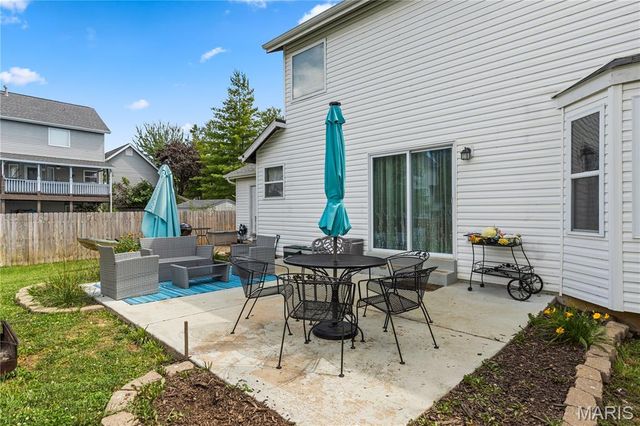 602 Autumn Creek Drive, Wentzville, MO 63385