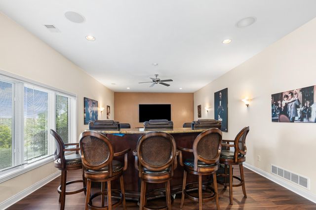 2096 Angela Court, Villa Hills, KY 41017