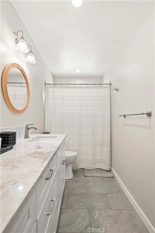 5354 Lindley 310, Encino, CA 91316