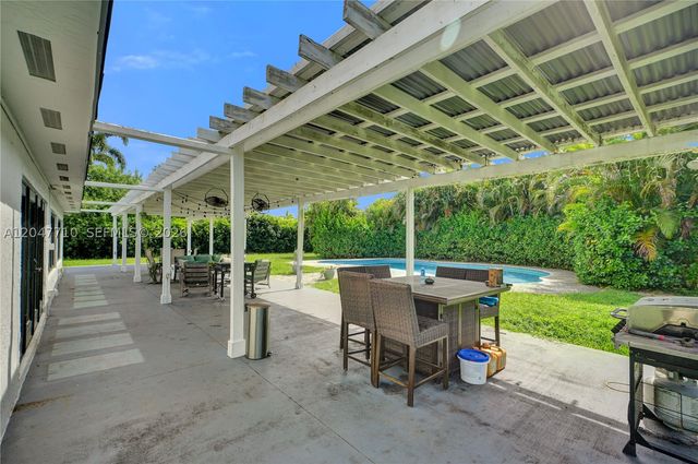 22421 SW 184th Ave, Miami, FL 33170