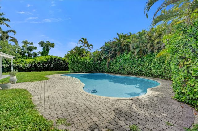 22421 SW 184th Ave, Miami, FL 33170