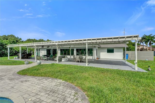 22421 SW 184th Ave, Miami, FL 33170