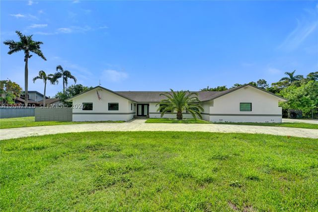 22421 SW 184th Ave, Miami, FL 33170