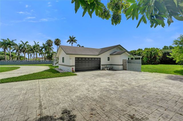 22421 SW 184th Ave, Miami, FL 33170