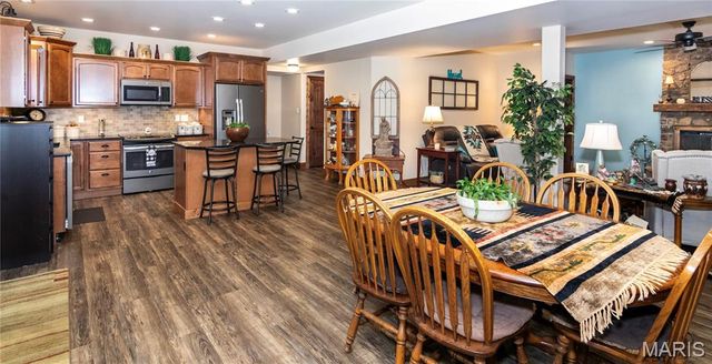 1016 Frisco Hollows Road, Imperial, MO 63052