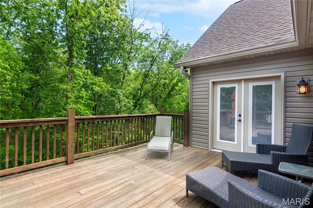 Image 27 of property listing at 1016 Frisco Hollows Road, Imperial, MO 63052