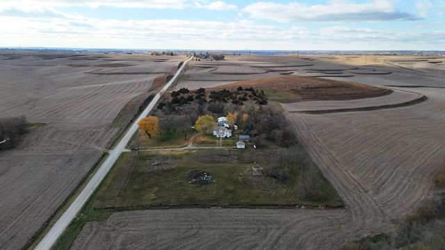 25514 GREENVIEW Road, Council Bluffs, IA 51503