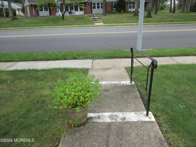 145 Buckingham Drive B, Lakewood, NJ 08701