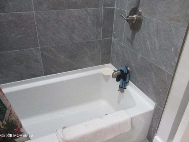 145 Buckingham Drive B, Lakewood, NJ 08701