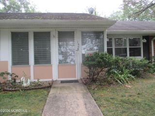 145 Buckingham Drive B, Lakewood, NJ 08701