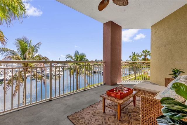 606 RIVIERA DUNES WAY 207, Palmetto, FL 34221