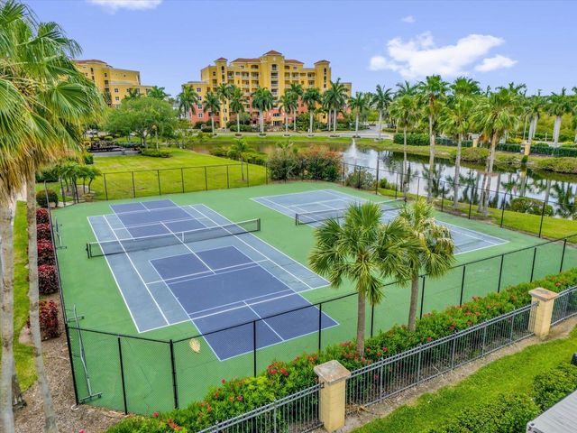 606 RIVIERA DUNES WAY 207, Palmetto, FL 34221