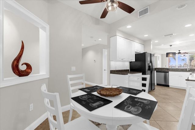 606 RIVIERA DUNES WAY 207, Palmetto, FL 34221