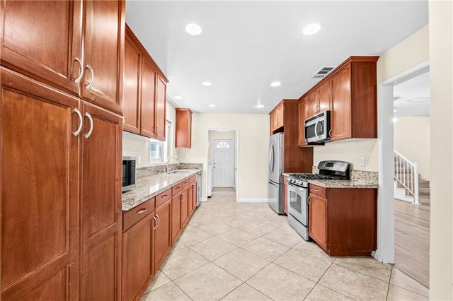 542 N Waverly Street, Orange, CA 92867