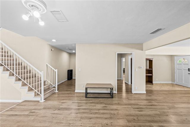 542 N Waverly Street, Orange, CA 92867