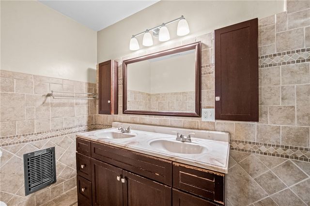 542 N Waverly Street, Orange, CA 92867
