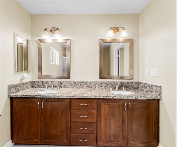 542 N Waverly Street, Orange, CA 92867