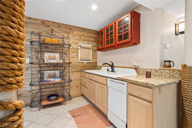 1504 73rd Street, Windsor Heights, IA 50324