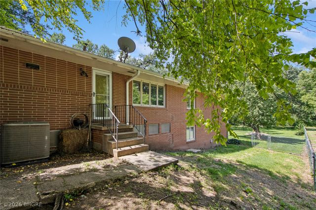 1504 73rd Street, Windsor Heights, IA 50324